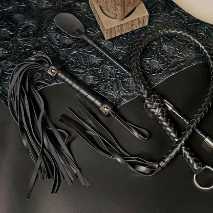 Roomfun Sensual Flogger Whip